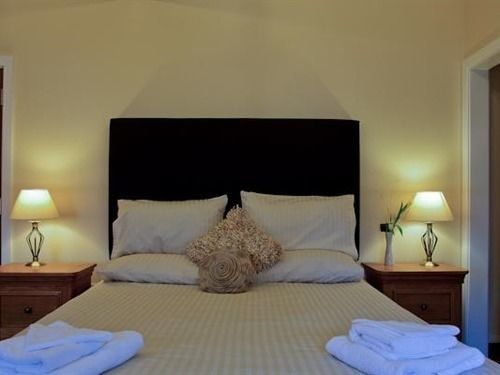Cambrian Inn Tredegar Екстериор снимка