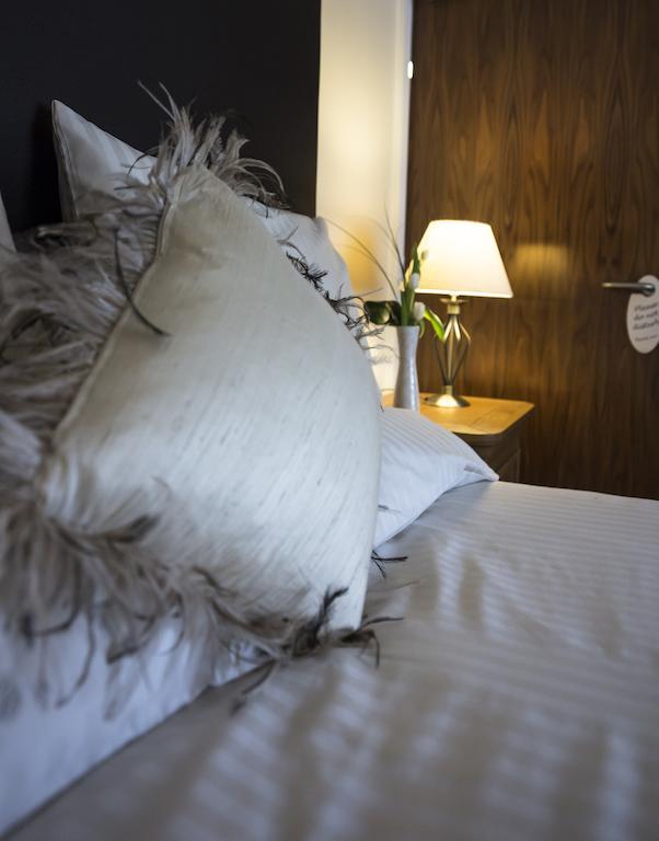Cambrian Inn Tredegar Екстериор снимка
