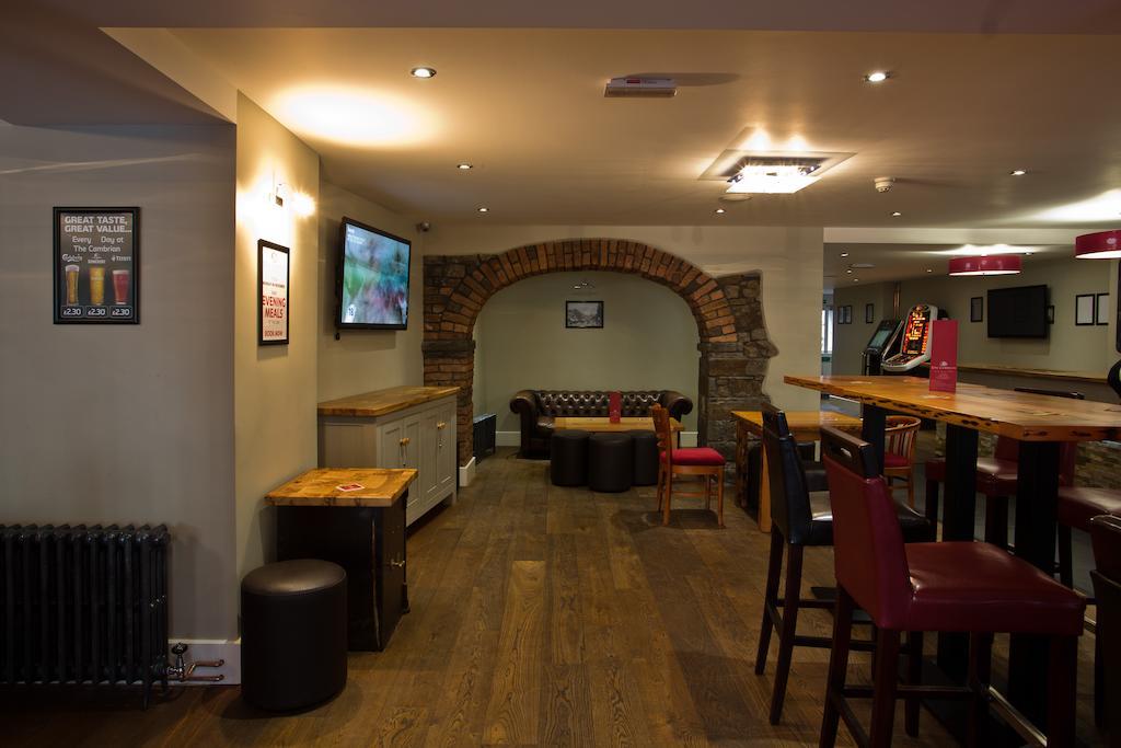 Cambrian Inn Tredegar Екстериор снимка
